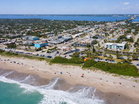 Indialantic Florida beachside home buyer guide with ocean, neighborhood, and Brevard County real estate market tips